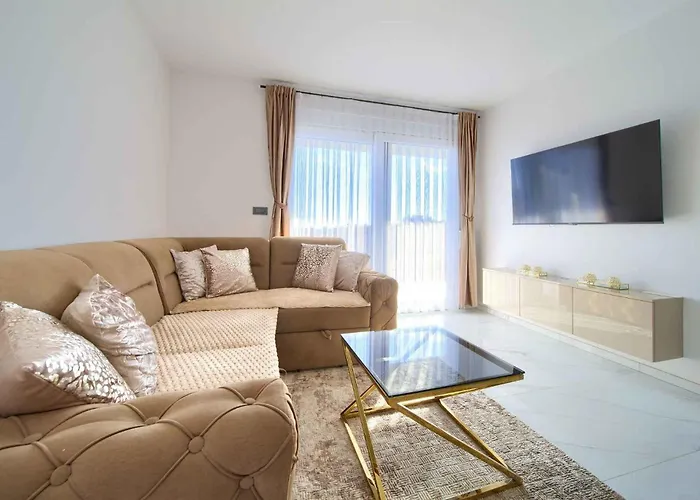 Apartamento With Pool In Kornic-insel Krk 55190 Kornić