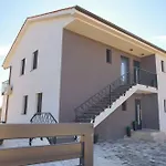 With Pool In Kornic-insel Krk 55190 Apartament Kornić